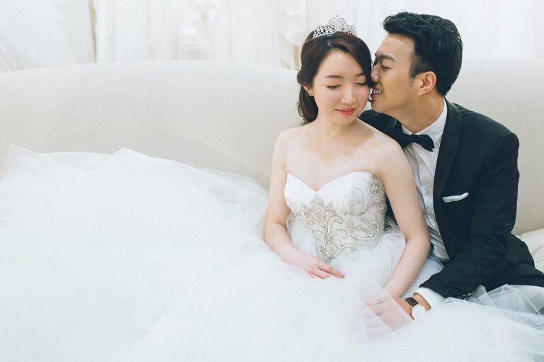 NYC wedding captured by photo documentary NYC wedding photographer Hey Karis.