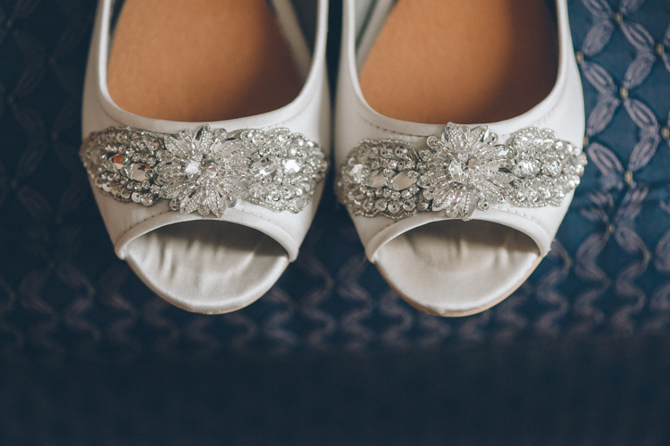 Rock Island Lake Club wedding, captured by photo-documentary NJ wedding photographer Hey Karis.