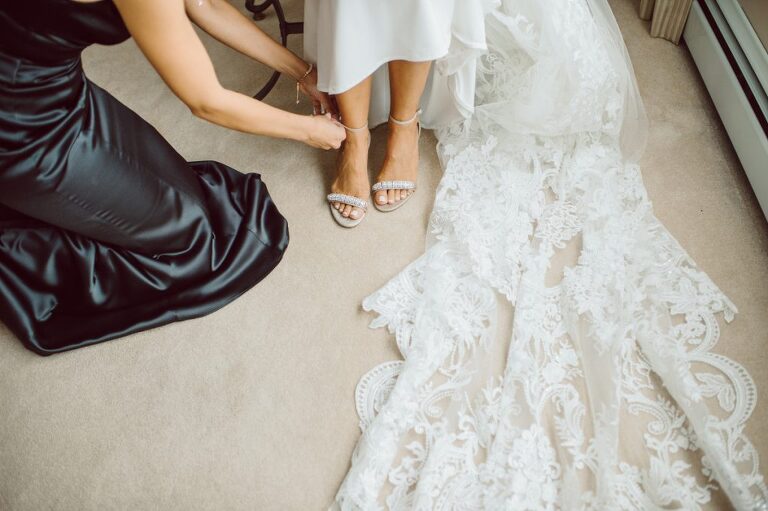 Julie and Thomas Wedding at Shadowbrook at Shrewbury NJ | Shadowbrook at Shrewbury NJ Wedding by Karis NY NJ Wedding and Elopement Photographer | Hey Karis