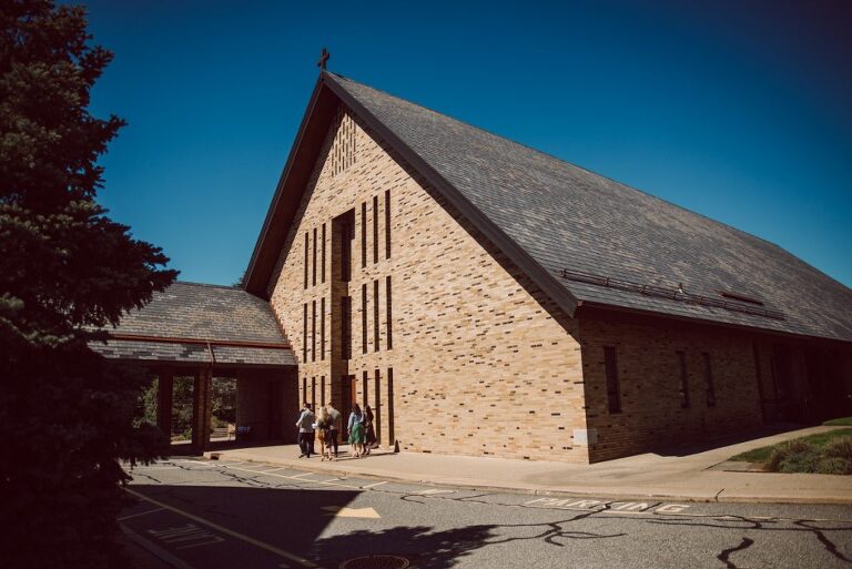 Julie and Thomas Wedding at Shadowbrook at Shrewbury NJ | Shadowbrook at Shrewbury NJ Wedding by Karis NY NJ Wedding and Elopement Photographer | Hey Karis