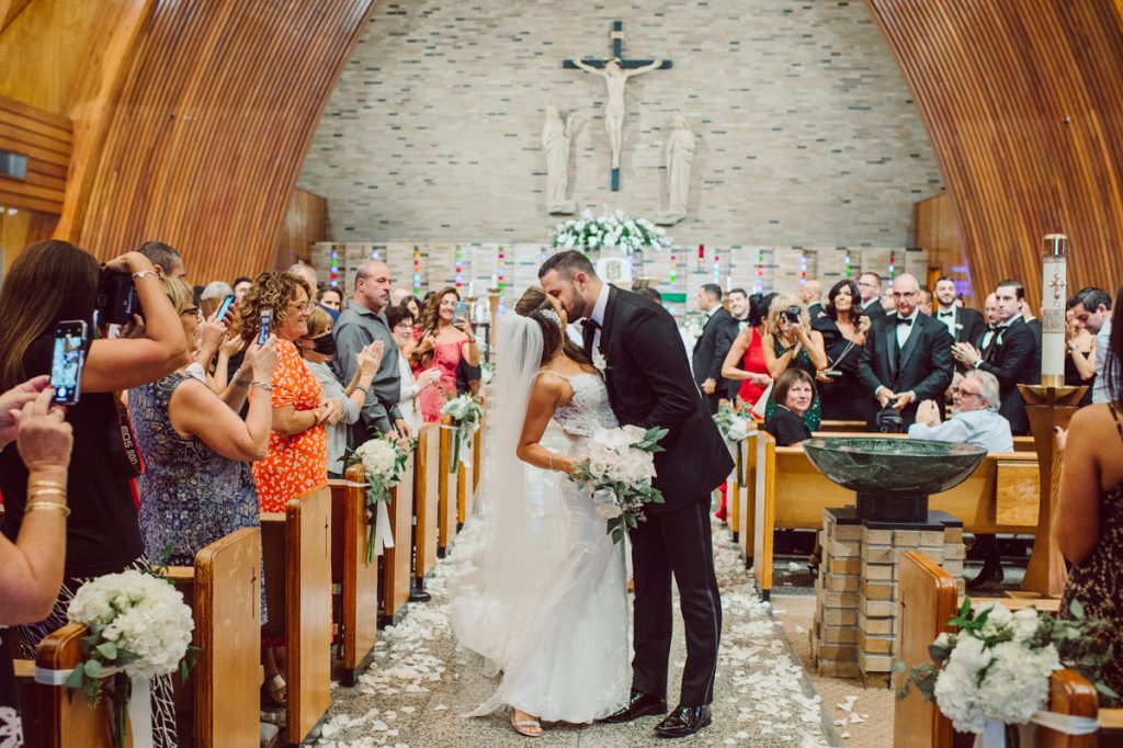 Julie and Thomas Wedding at Shadowbrook at Shrewbury NJ | Shadowbrook at Shrewbury NJ Wedding by Karis NY NJ Wedding and Elopement Photographer | Hey Karis