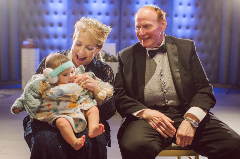 Tiffany and Eric just like all of the other covid couples had to postpone their NY wedding from 2020, then 2021 came and Tiffany and Eric were gifted a daughter! So they postponed their wedding another year to 2022. Tiffany and Eric along with their daughter celebrated their wedding and it was the most sweetest and adorable wedding day ever! The Foundry Wythe Hotel Blue Hill at Stone Barns City Winery Hudson Valley New York Wedding captured by Karis. Hey Karis is NY, NJ, Brooklyn, Hudson Valley and Catskills Wedding and Elopement Photographer.